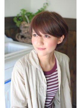 アンテレ 厚めバング マッシュ