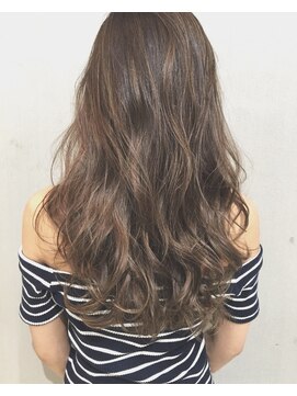 アライブ ハラジュク(ALIVE harajuku) 【ALIVE原宿】黒染めからハイライトで外国人風カラーに変身★