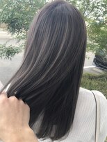 ヘアーメイクパーソナル&nbsp;ハイトーン女子必見！色っぽ大人グレージュ