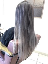 クアトログランシュ ひたちなか店(QUATRO×GranCieux)&nbsp;エアタッチバレイヤージュ×ホワイトシルバー