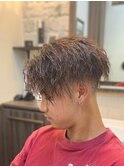 スパイキーショート/スペインカール<理容室>[メンズ/床屋/神田]