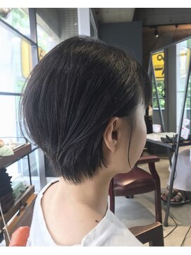 エミュー(emue) emue京都◯30代40代人気耳かけまるみショート◯中島