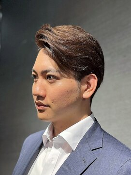 ビーダンディー(Bee dandy) ビジネスフォーマル ツーブロックショート 七三アップバング