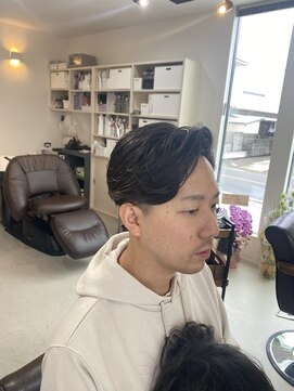 イロ(16iro) メンズパーマ