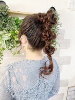 ロカット サロン(Roquat Salon)&nbsp;ポニー編み込みアレンジ　【ヘアセット/立川/立川南/浴衣】