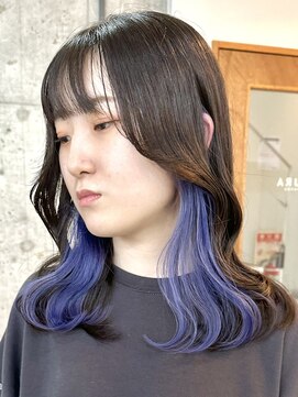 サクラ オモテサンドウ(SAKURA) 色持ちが良く色落ちも綺麗なインナーカラーブルーラベンダー