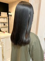 キャアリー(Caary)&nbsp;福山市Caary 人気　縮毛矯正/グレージュカラー/斜めバング