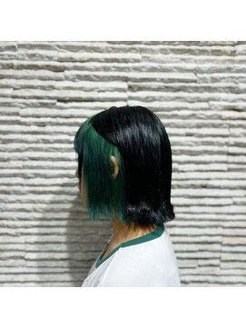 ビス ヘア アンド ビューティー 西新井店(Vis Hair＆Beauty) 20代30代40代大人インナーカラー耳掛け切りっぱなし大人ボブ