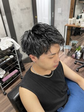 ラル(Lull) 【メンズショート×ツイストピンパーマ】ツイスパ