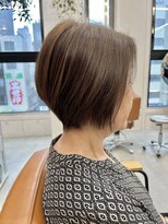 セム(sem)&nbsp;脱白髪染めショートボブ白髪ぼかしハイライト