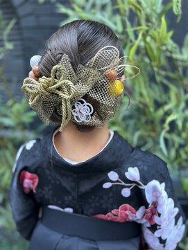 ルナクレセント (Luna crescent) カチモリアップ