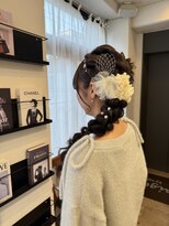 ペイジバイネオリーブ 吉祥寺店(Paige by Neolive)&nbsp;あみおろしアレンジ　卒業式　成人式