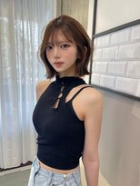 リリー(Lilley)&nbsp;くすみベージュ×姫カットレイヤー×韓国風巻き【ayana】