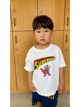 カフネ ジュントス ヨロ(Cafune' juntos YOLO) キッズカット