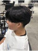 センターパートニュアンスパーマ刈り上げメンズカットパーマ