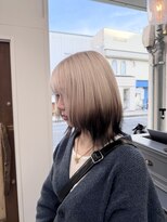 イオ(IO)&nbsp;ウルフのホワイトベージュ