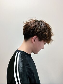 チース(CHEETH)の写真/【21時まで営業】スタイリングしやすいヘアをご提案!ONもOFFもキマるスタイルで好感度UP♪
