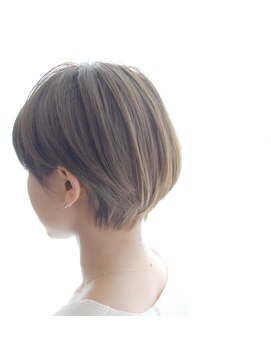 ダマーニ 表参道(DAMANI) 似合わせカット/ミディアムレイヤーカット[表参道駅]