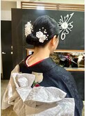 和装　成人式　シンプルお団子アップスタイル