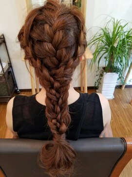 ワフトクラフト(waft craft) 編み込みアレンジ