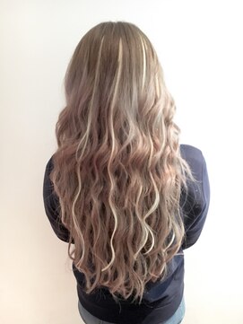 トータルビューティーサロン カラット(total beauty salon KARAT) KARATスタイル