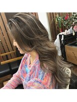 リズ オブ ヘアー(Lis of hair) ハイグラデーション☆パールグレージュ【大橋】@lis_oohashi