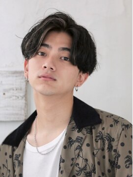 フリーラ 京都河原町三条店(freera) サイドグラデーションスリークショートシルバーカラー