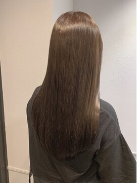 ミラレスカ 栄(MIRA RESCA) 透明感グレージュカラー