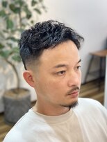 ツバメ(Tsubame) ピンパーマ×フェードカット