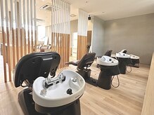 サスペンドヘアー(suspend hair)の雰囲気（全てフラットシャンプー台で話題のナノバブルシャンプーも好評◎）