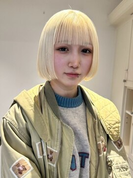 ベレーザ 渋谷(BELEZA) 12801艶髪ホワイトブロンド韓国タンバルモリボブマロンベージュ