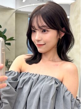 エニウム(ENIUM)の写真/【伏見15秒】不器用さんでも朝できる、“時短ヘア”大人可愛いが作れる前髪・おくれ毛をご提案◎