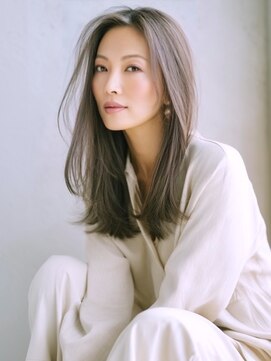 アルトリスト(Altruist Aging×HAIR&SPA) ★ダークアッシュ大人ガーリーボブ着物ミディアムレイヤーカット