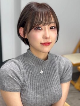 ビューシンサイバシ(VIEW SHINSAIBASHI) ショートボブ/丸みショート/顔まわりカット/小顔前髪