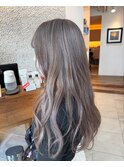 ラベンダーシアーグレージュロングヘアー