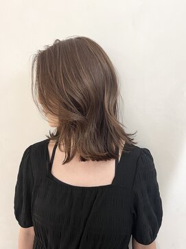 マスカリ(muscali) 黒髪/クラゲヘアー/オリーブグレー/小顔/ココアベージュd14