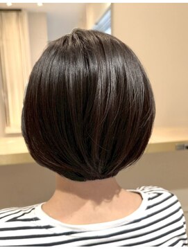 大人上品カジュアル/ナチュラル/艶髪ショート