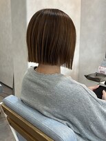 ルーチェ(Lu-che)&nbsp;パツっと切りっぱなしショートボブ