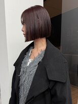 ステン(sten)&nbsp;カシスボルドー赤髪切りっぱなしボブ