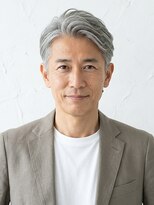 と和×美髪クリニック 巣鴨店 50代グレイヘア★白髪を活かすソフトアップバングショート