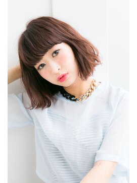 ディッセンバー 渋谷(December) 『December』寝ぐせも味方に♪似合わせ重軽ボブ