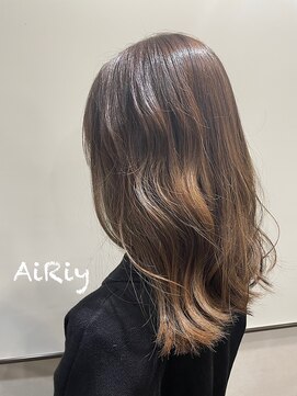 アイリー(AiRiy) 【AMI】フォギーグレージュ