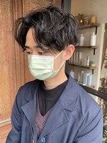 コキャン(COQUIN)&nbsp;センターパート　前下がりマッシュ　ツイストスパイラル