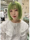 ライムグリーン×ボブ×レイヤーワンステップカット