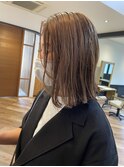 外ハネミディアムボブ