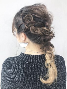 アルバム 渋谷パルコ(ALBUM) 編みおろし三つ編みくるりんぱ_ショコラアッシュ_ba116871