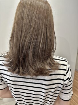 ラベストクズハ(LOVEST KUZUHA) 明るめグレー