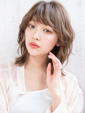 シド 表参道(s.i.d) ☆大人可愛いひし形くびレイヤー ハッシュカット20代30代40代