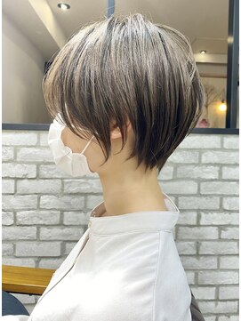 バンプ ギンザ(BUMP GINZA) 30代/40代/50代・絶壁解消・小顔前下がりショートボブ【中村】