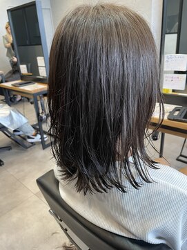 アチーブリス(achieve Liss) 色持ちカラー#色落ち後も楽しめる グレージュ ミディアム 透明感